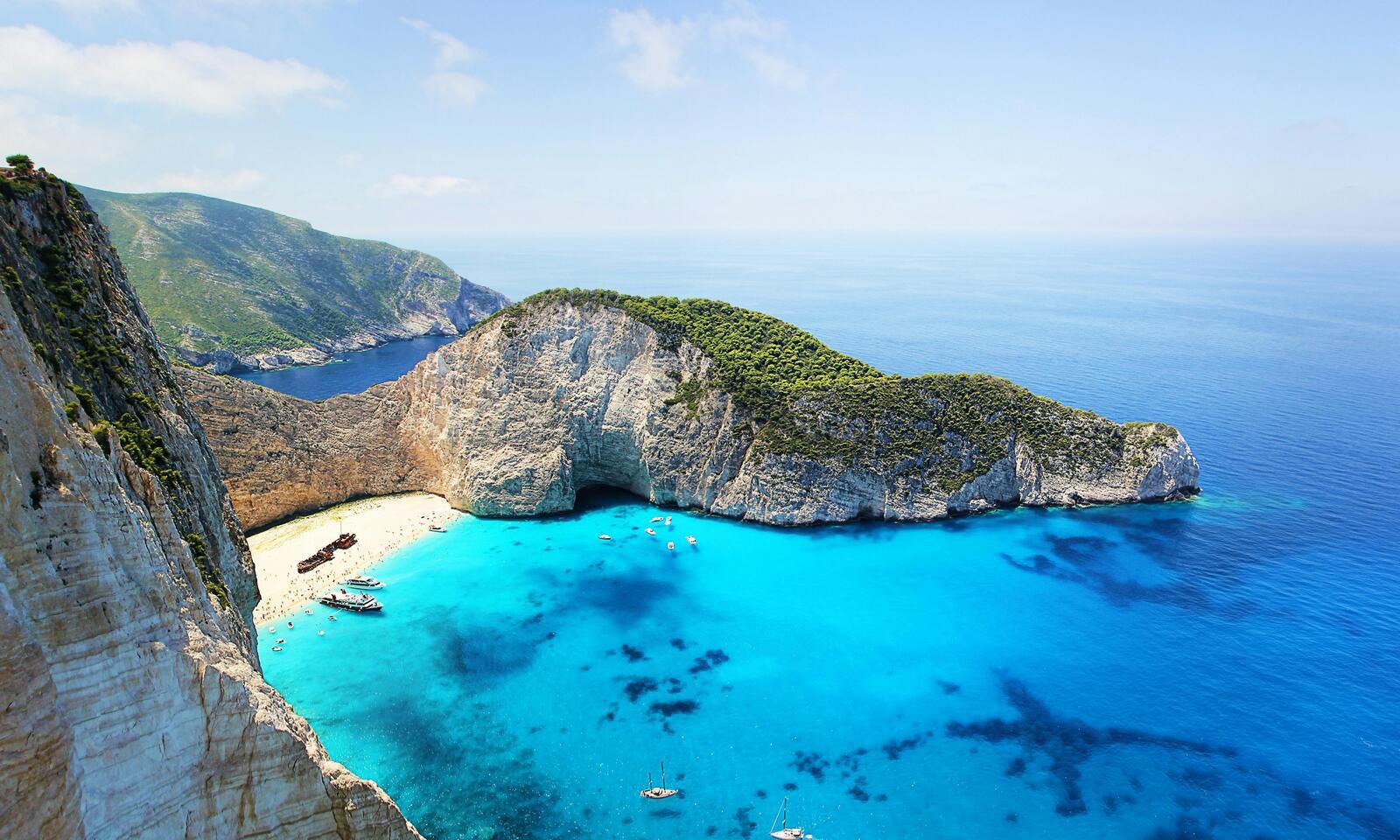 beach holiday in greece - valentinatur guide
